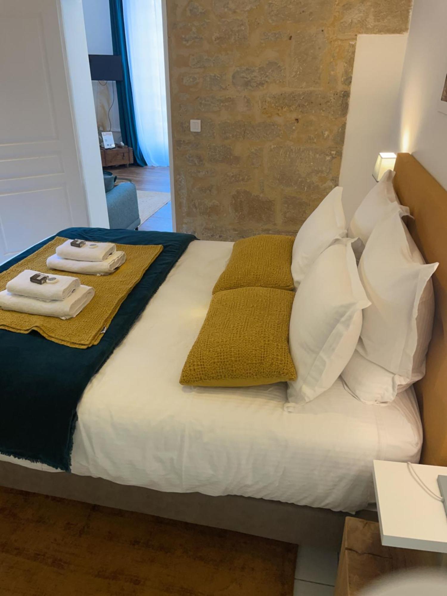 Stay In Sarlat - Suite Sarloveze المظهر الخارجي الصورة
